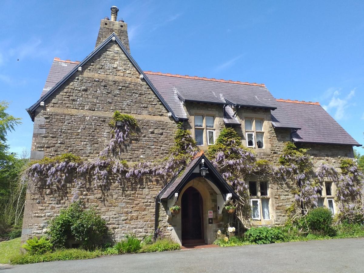 St David'S Guesthouse Haverfordwest Ngoại thất bức ảnh