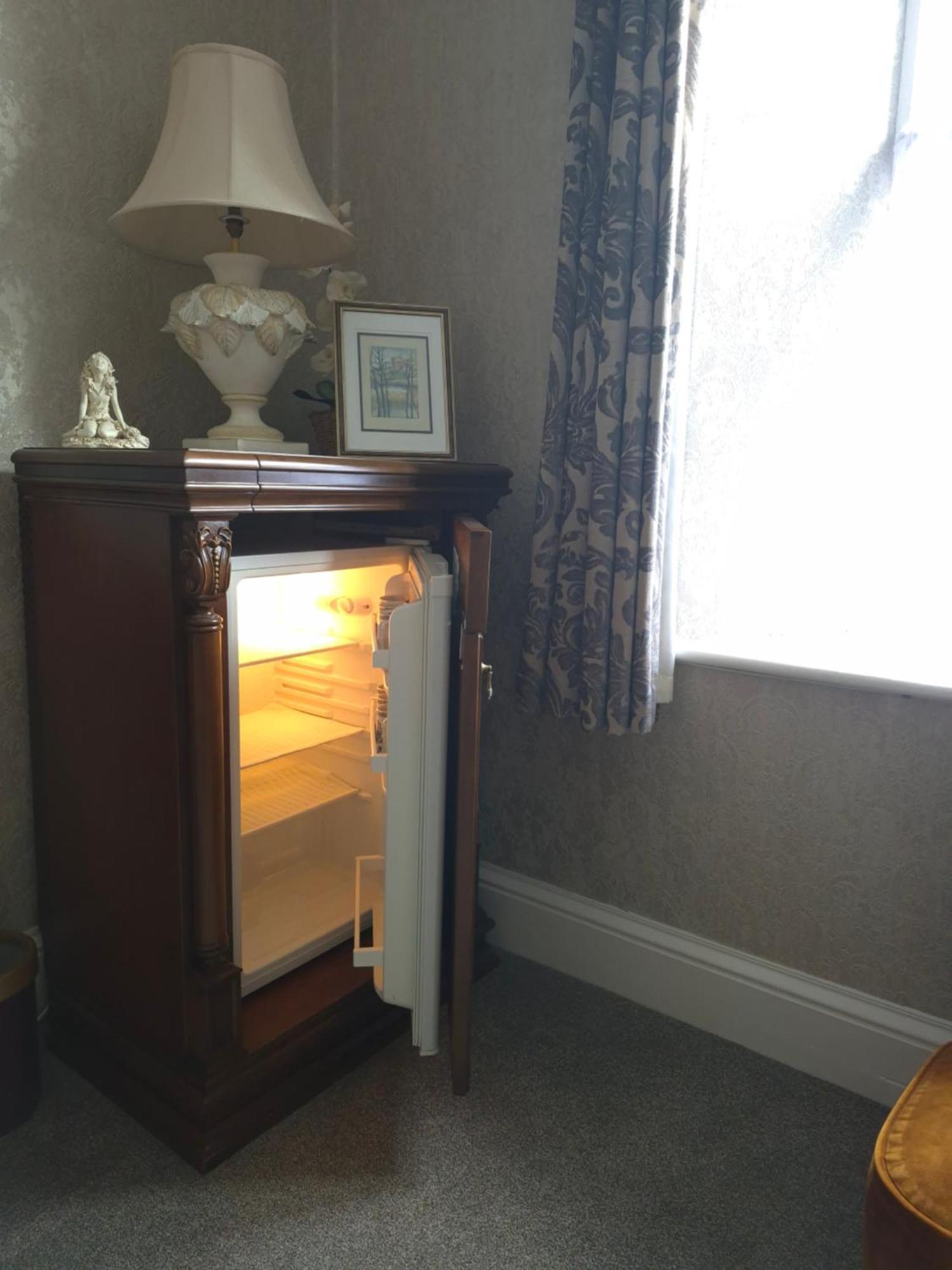 St David'S Guesthouse Haverfordwest Ngoại thất bức ảnh