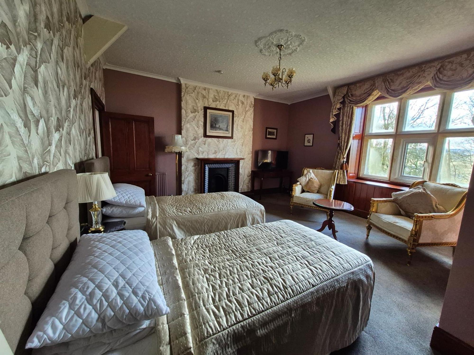 St David'S Guesthouse Haverfordwest Ngoại thất bức ảnh
