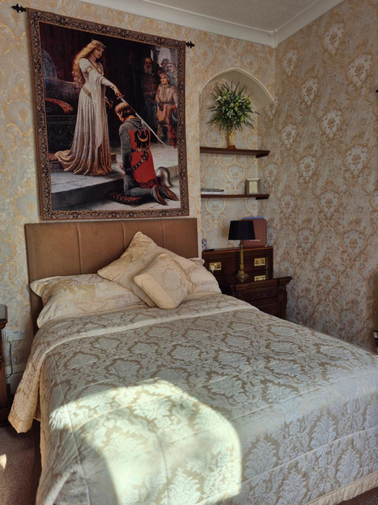 St David'S Guesthouse Haverfordwest Ngoại thất bức ảnh