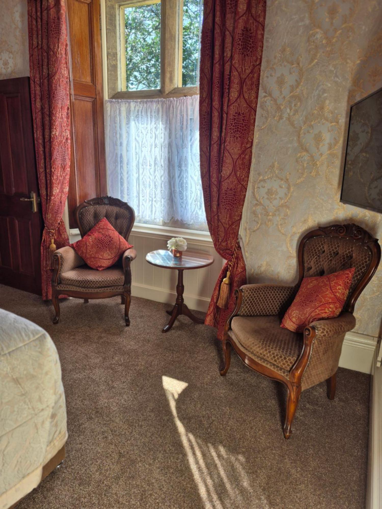 St David'S Guesthouse Haverfordwest Ngoại thất bức ảnh