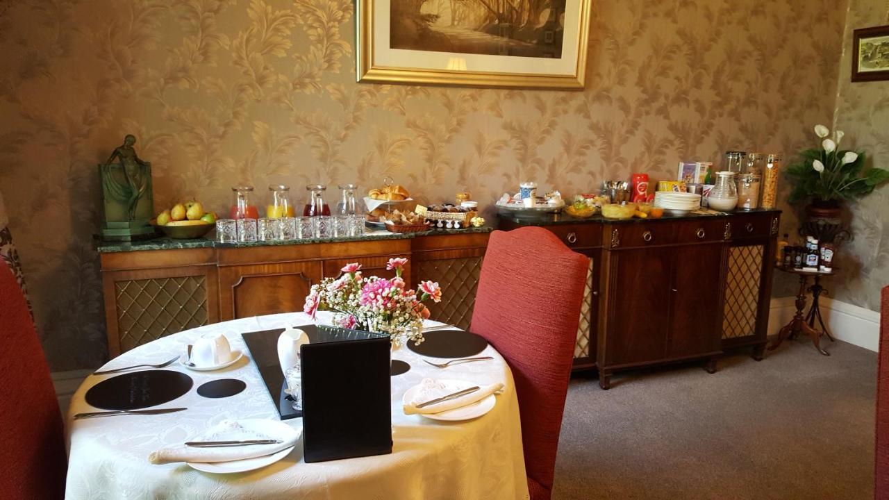 St David'S Guesthouse Haverfordwest Ngoại thất bức ảnh