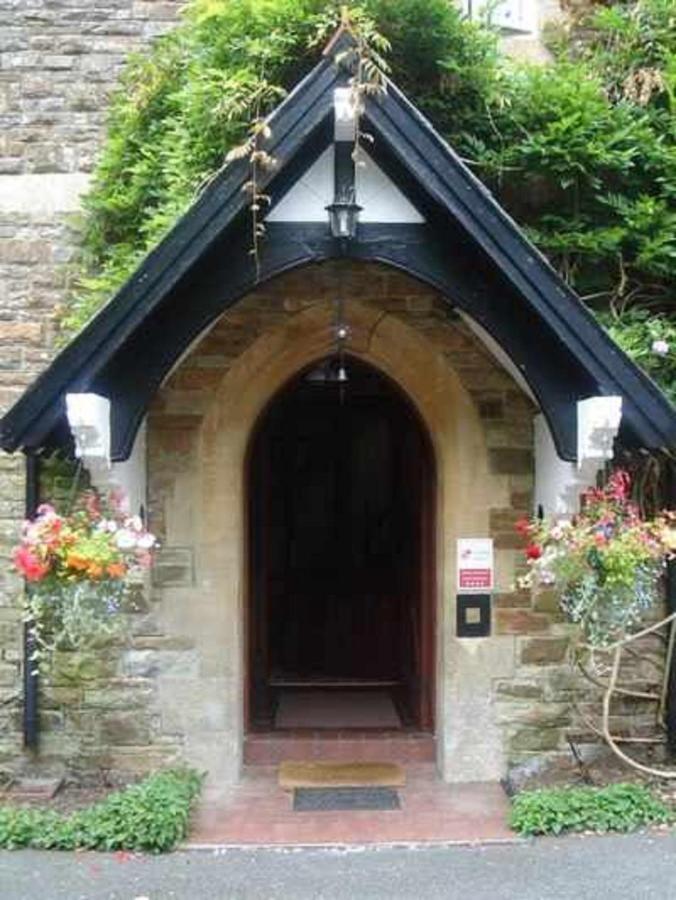 St David'S Guesthouse Haverfordwest Ngoại thất bức ảnh